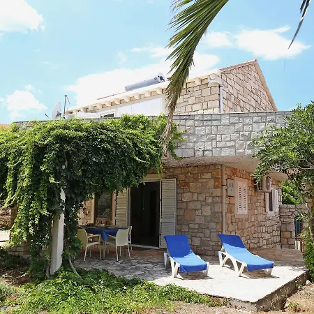 펜션 Adorable Stone House With Terrace 20m Distant From 룸바르다